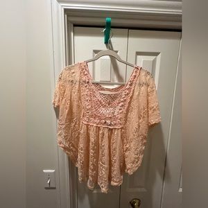 Women’s it’s pink top size S